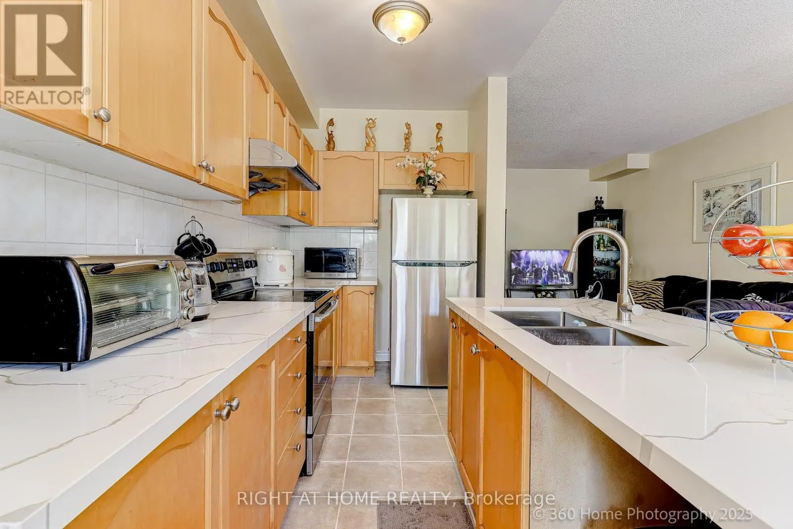 989 LEDBURY CRESCENT