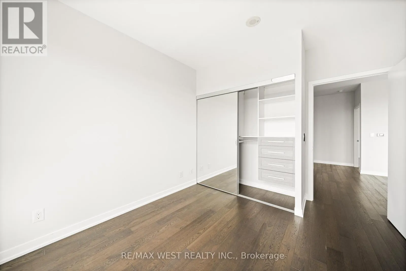 #825 - 1830 BLOOR STREET W