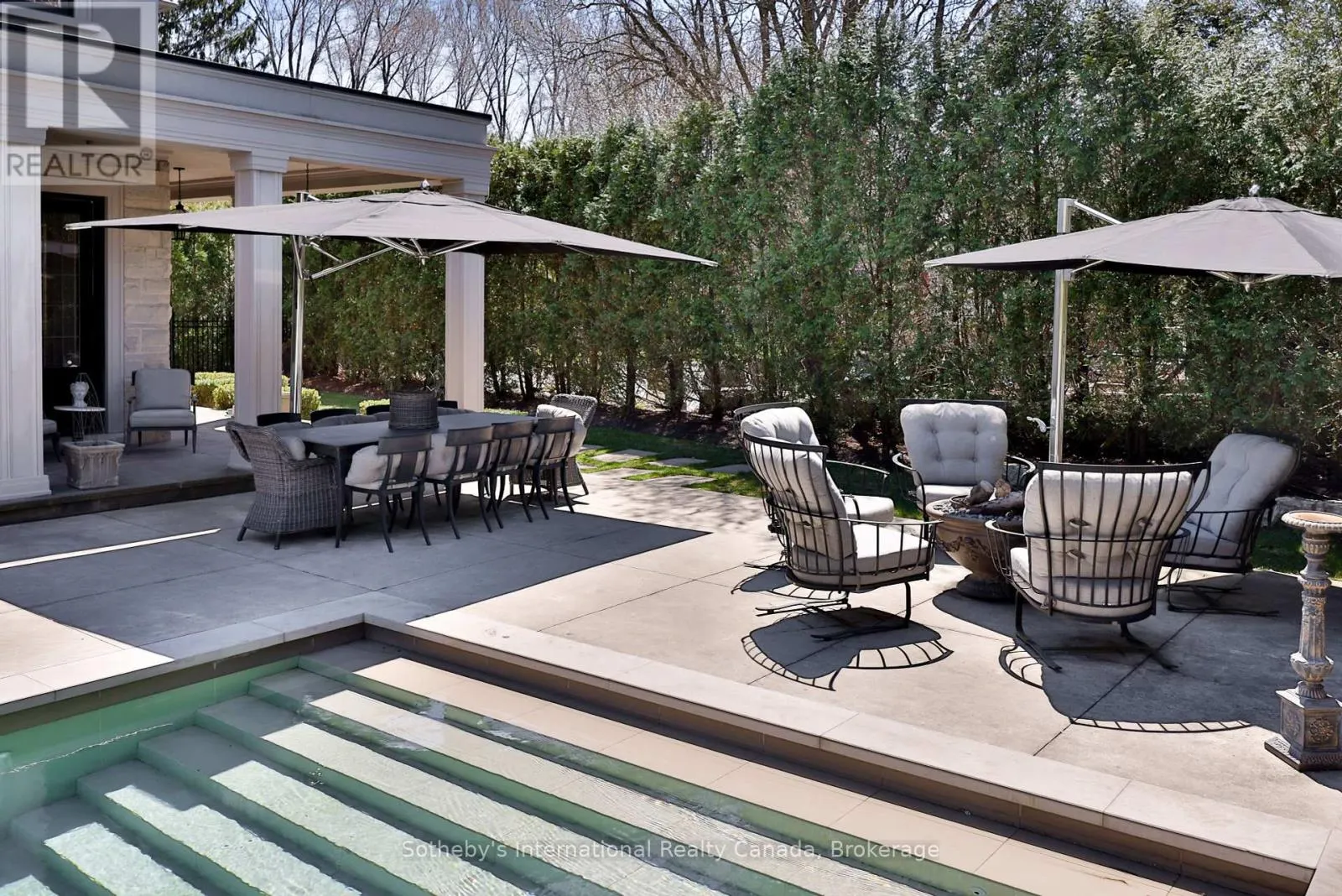 1497 LAKESHORE ROAD W