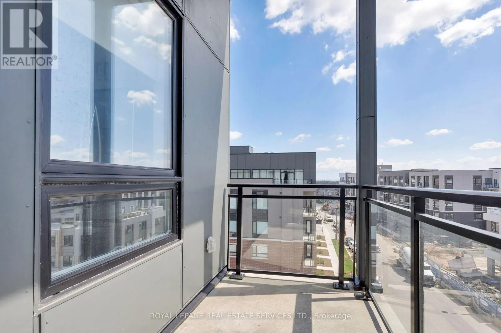 503 - 3285 CARDING MILL TRAIL