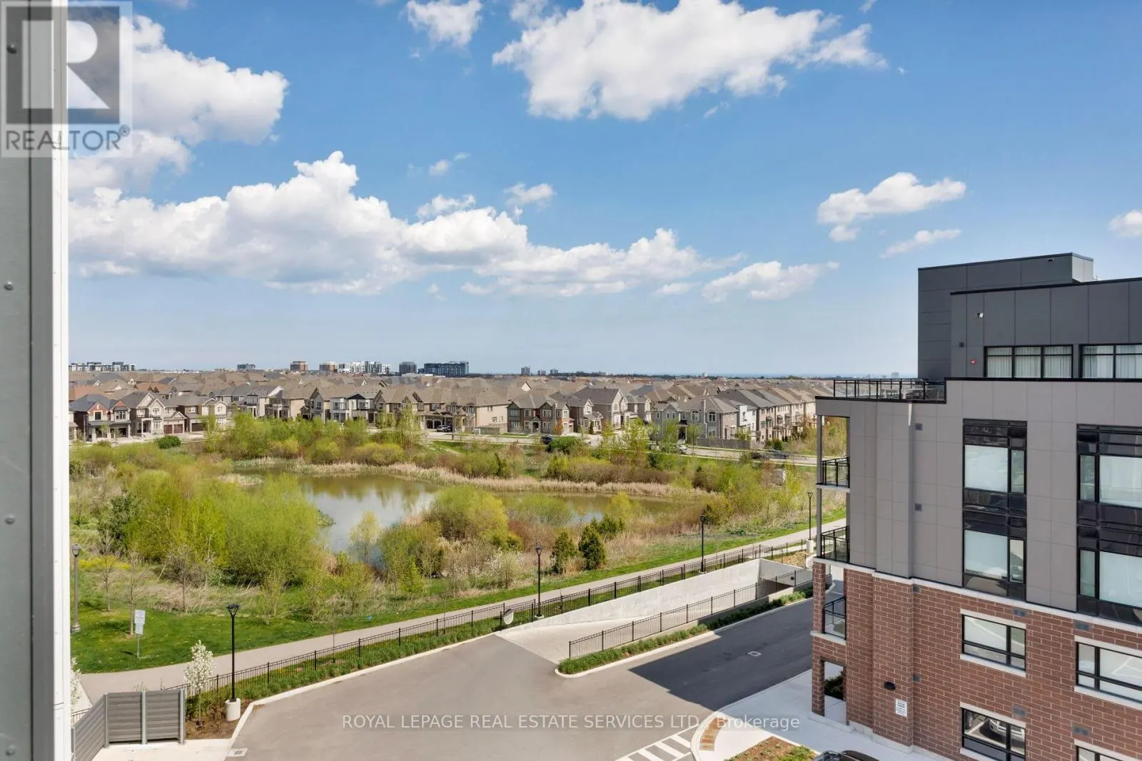 503 - 3285 CARDING MILL TRAIL