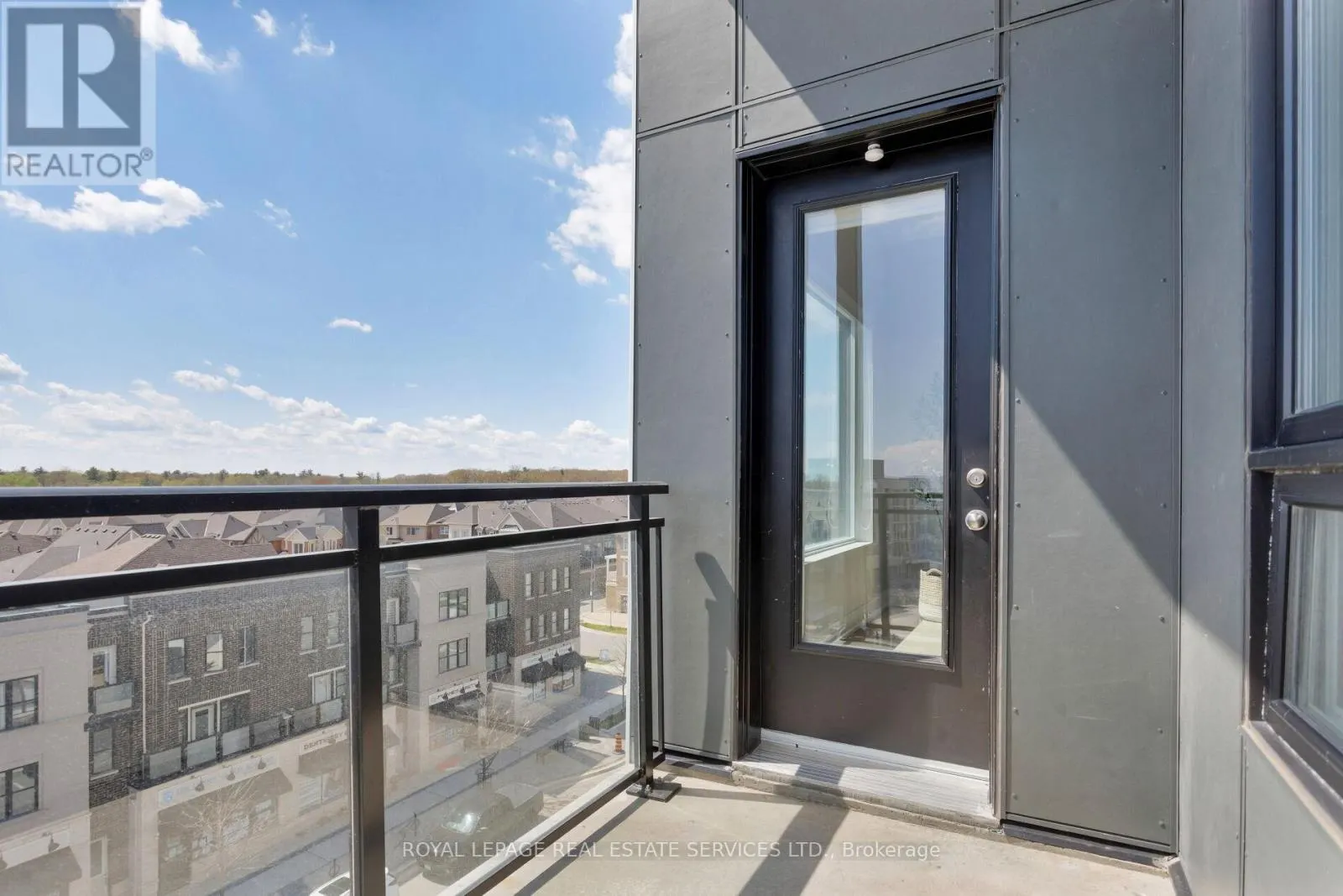 503 - 3285 CARDING MILL TRAIL