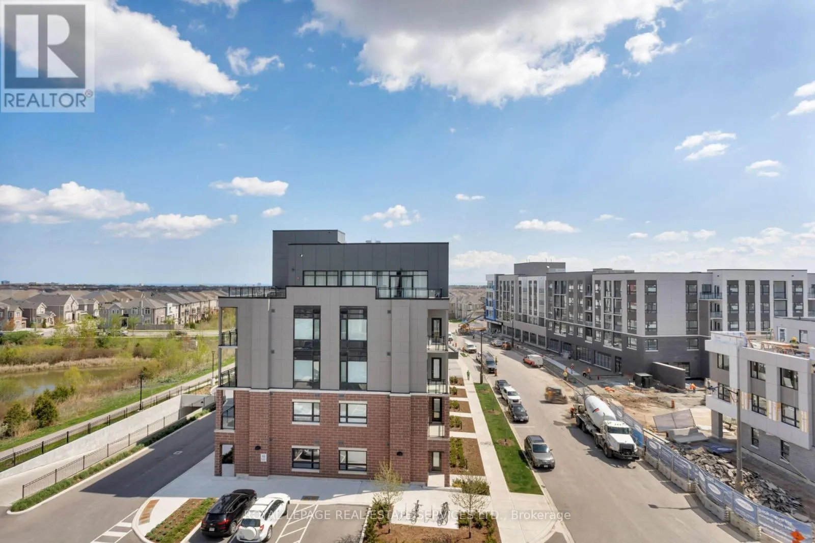 503 - 3285 CARDING MILL TRAIL