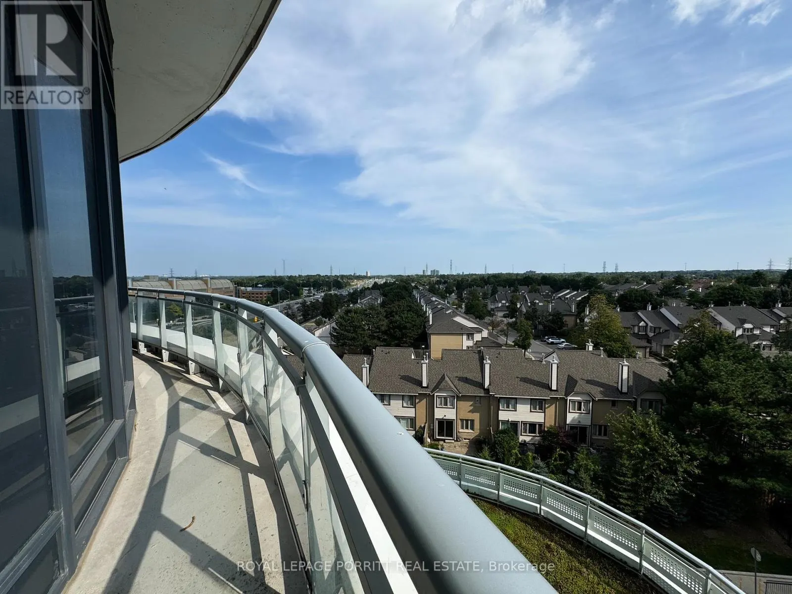 408 - 2520 EGLINTON AVENUE W