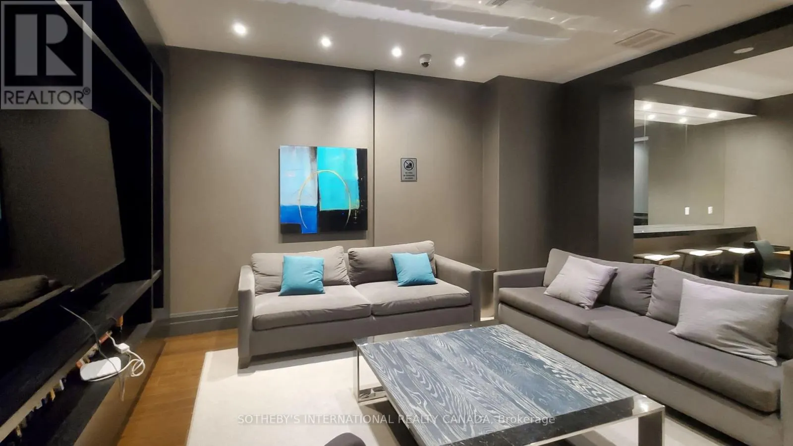1803 - 65 SPEERS ROAD