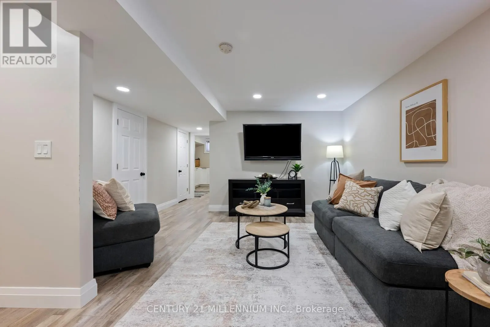 335 DOGWOOD STREET
