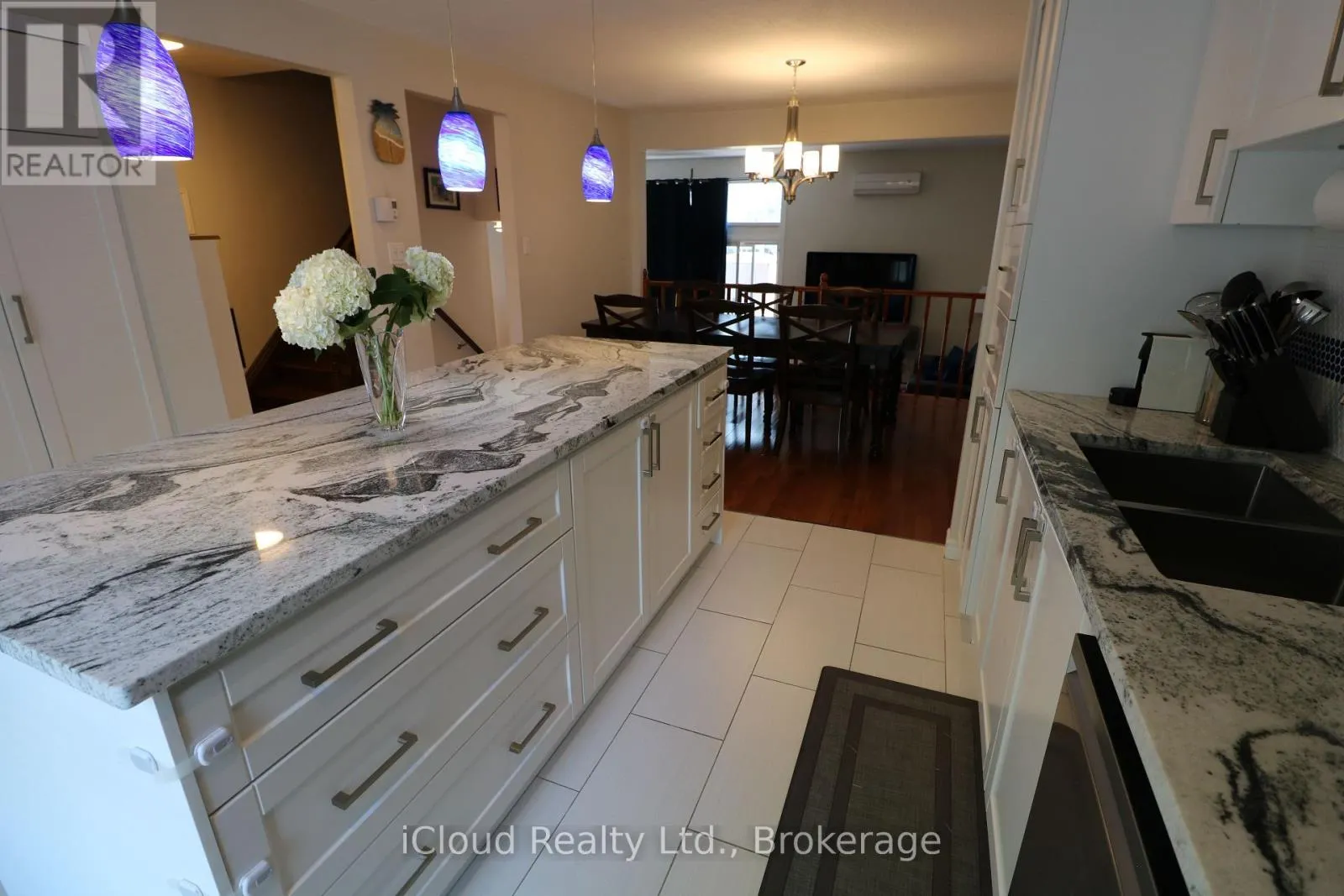 57 JOHN CABOT WAY