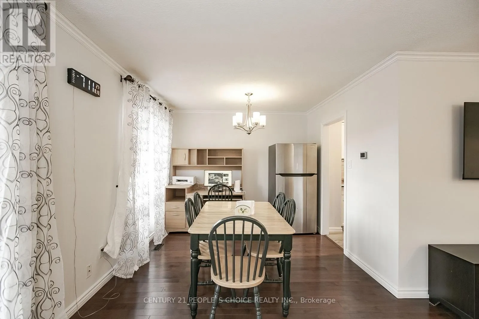 240 SIMMONS BOULEVARD