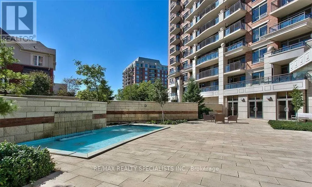 304 - 2379 CENTRAL PARK DRIVE