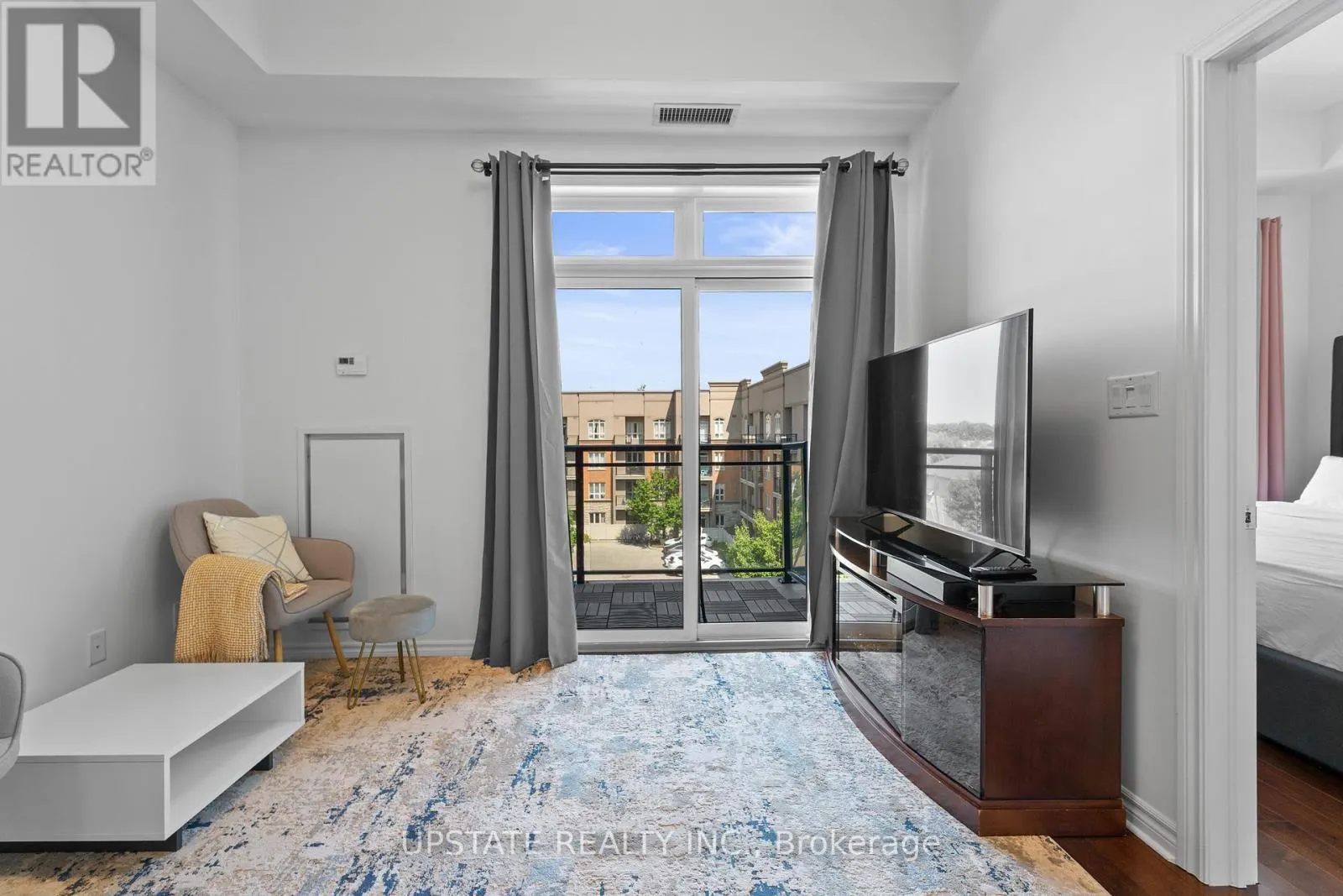 430 - 5317 UPPER MIDDLE ROAD