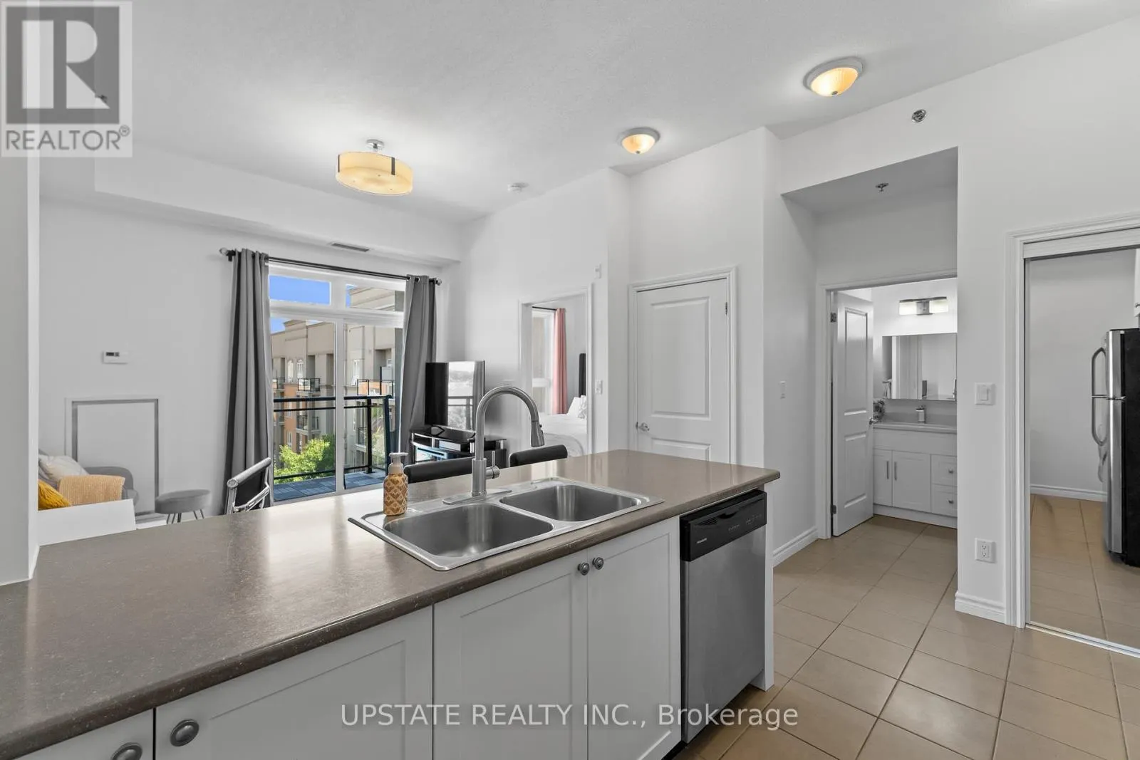 430 - 5317 UPPER MIDDLE ROAD