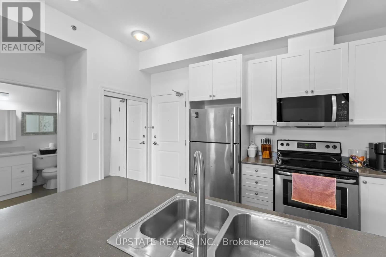 430 - 5317 UPPER MIDDLE ROAD