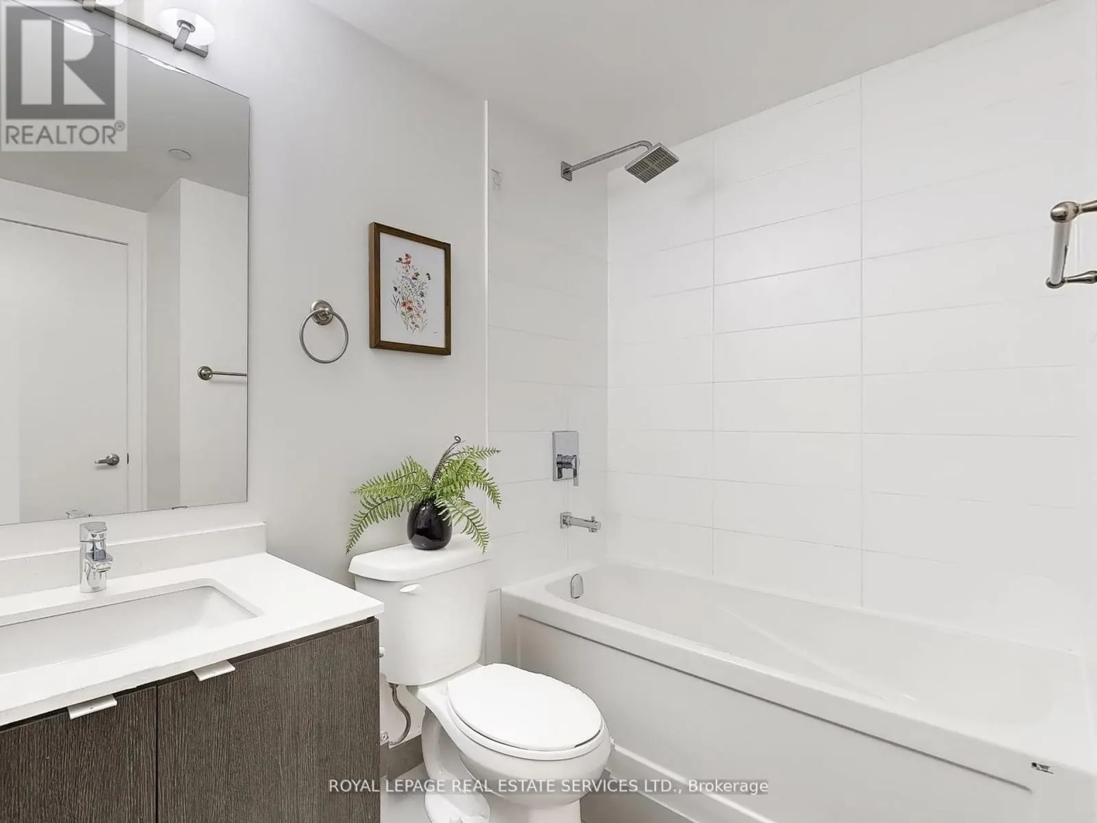 625A - 5230 DUNDAS STREET