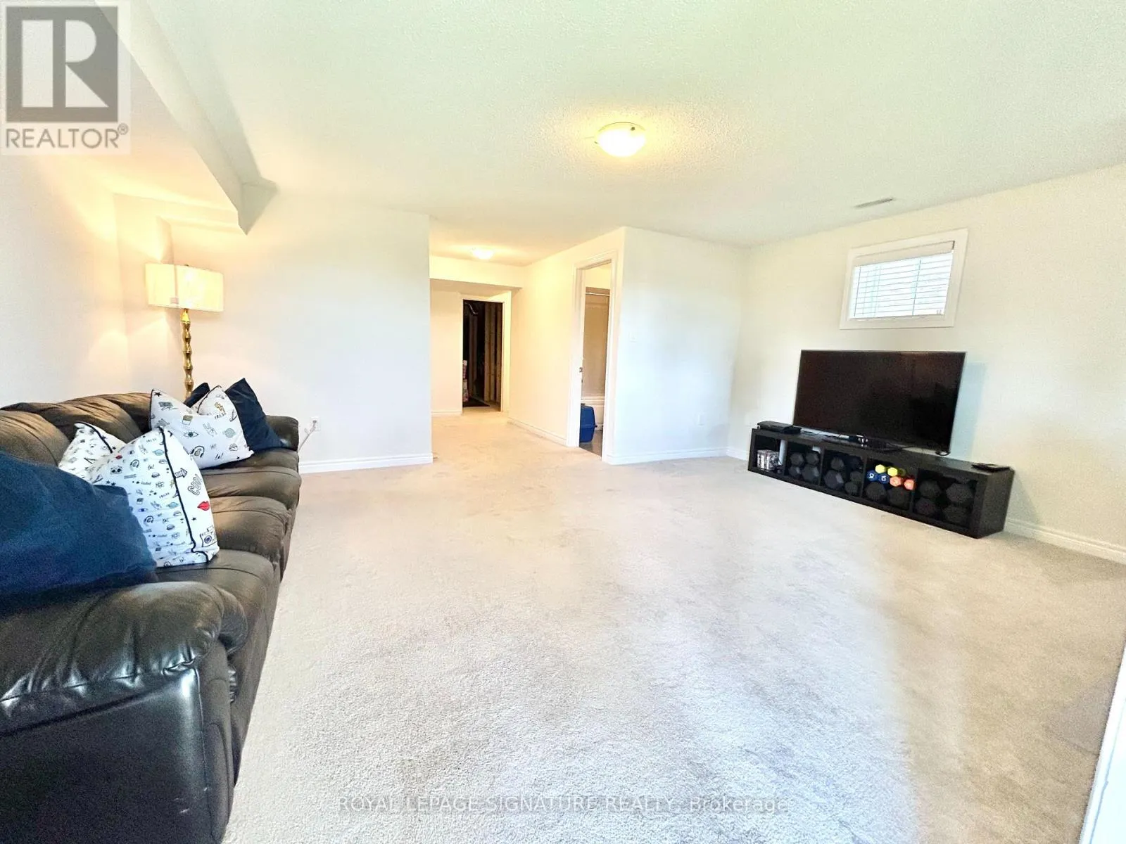 10 ZANETTA CRESCENT