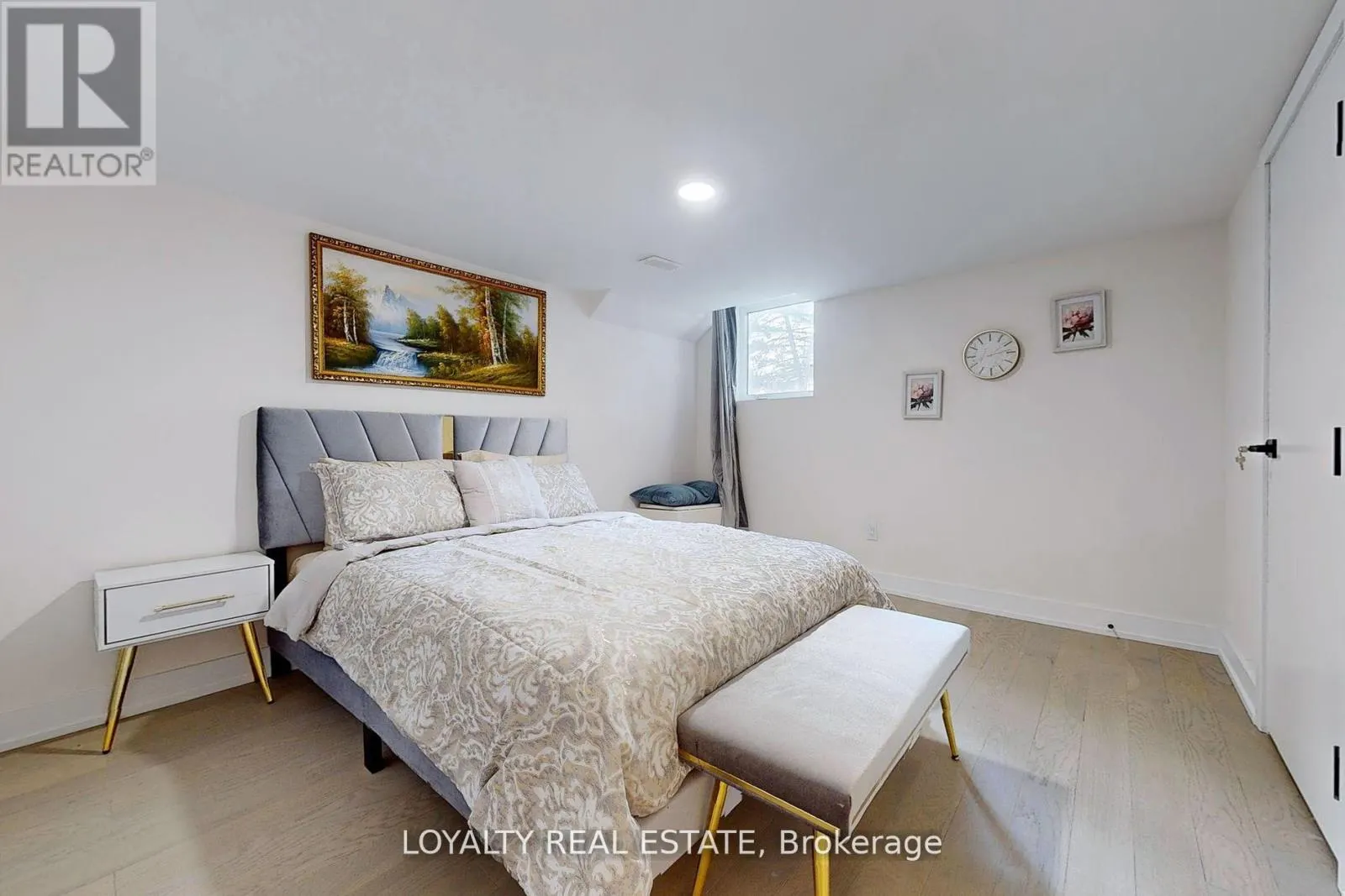 36 MONCLOVA ROAD