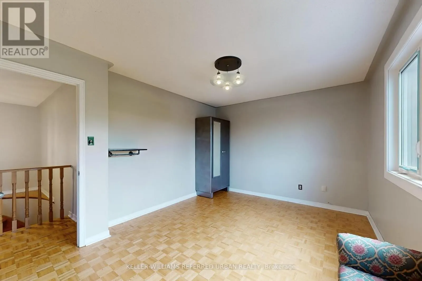4489 GLADEBROOK CRESCENT