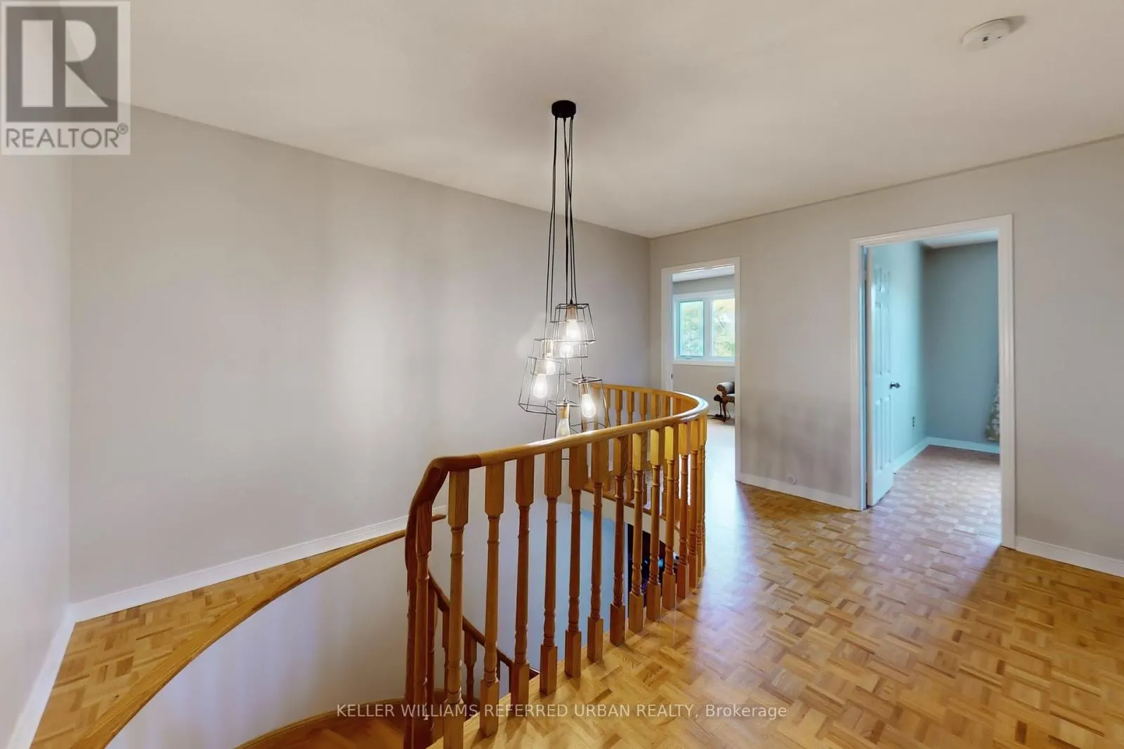 4489 GLADEBROOK CRESCENT
