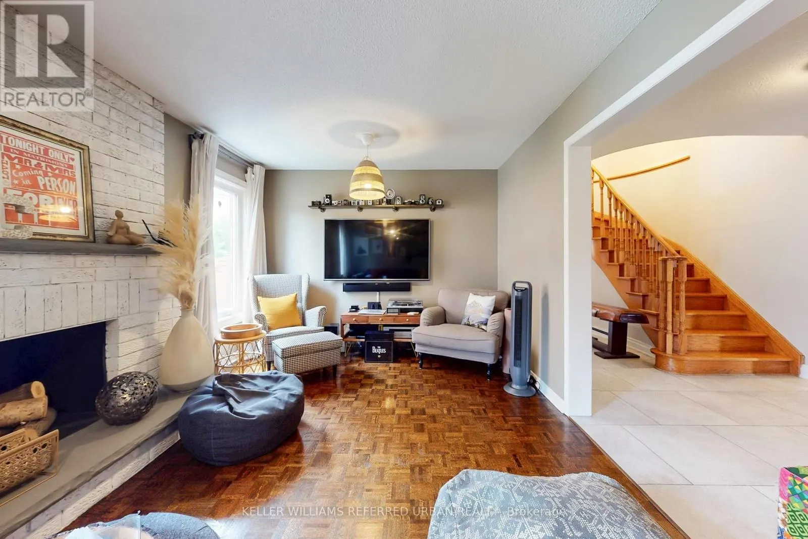 4489 GLADEBROOK CRESCENT
