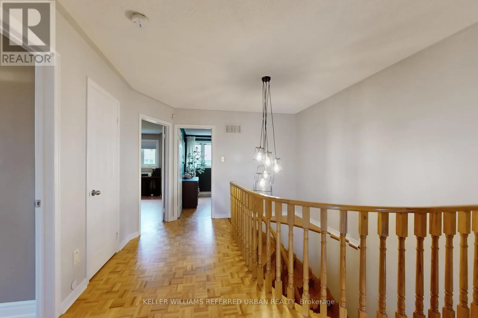 4489 GLADEBROOK CRESCENT
