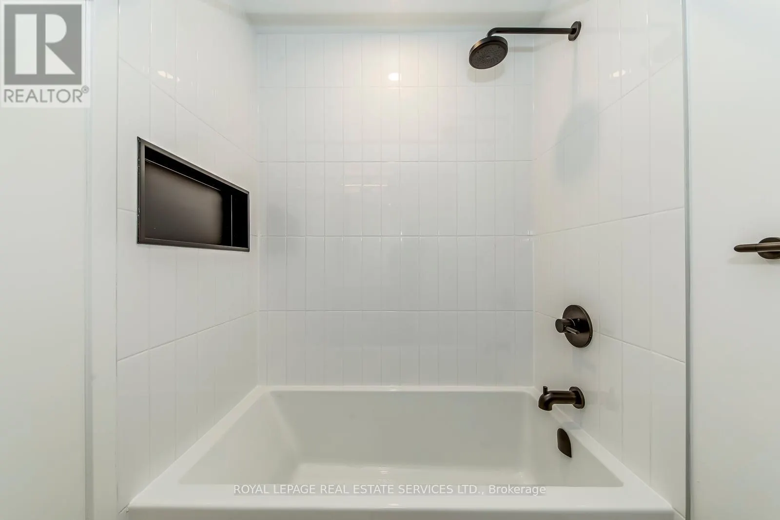 314 - 2495 EGLINTON AVENUE W