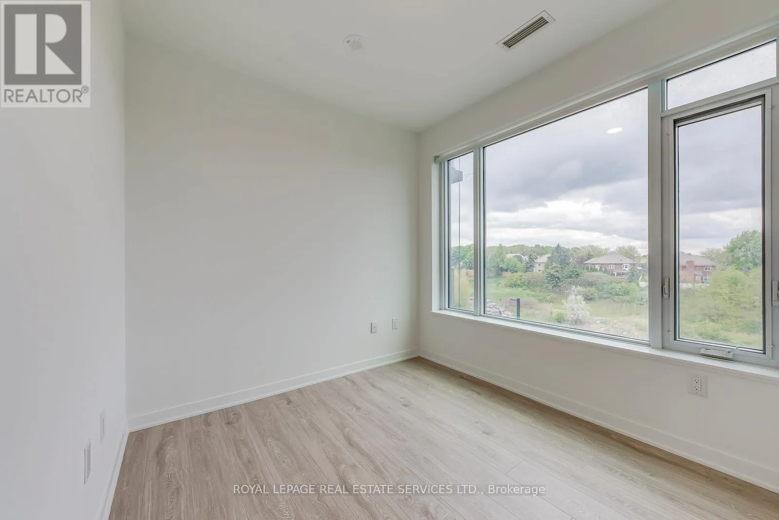 314 - 2495 EGLINTON AVENUE W