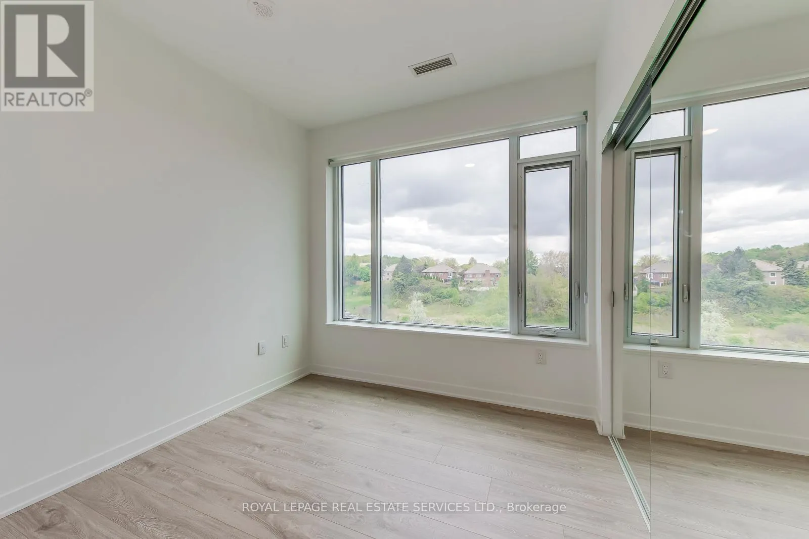 314 - 2495 EGLINTON AVENUE W