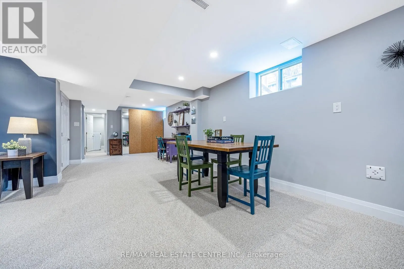 390 WOODWARD AVENUE