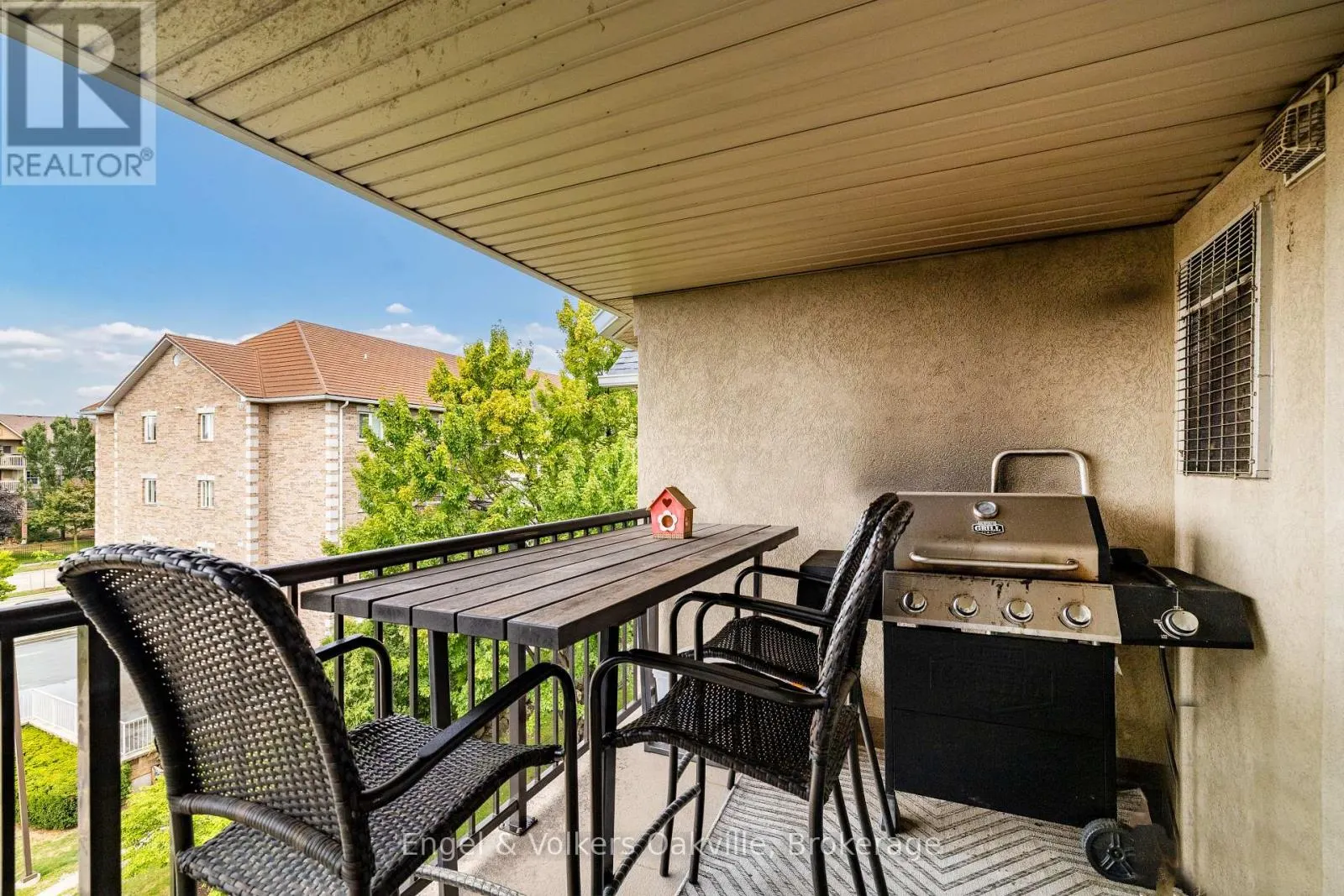 411 - 1451 WALKERS LINE, #411