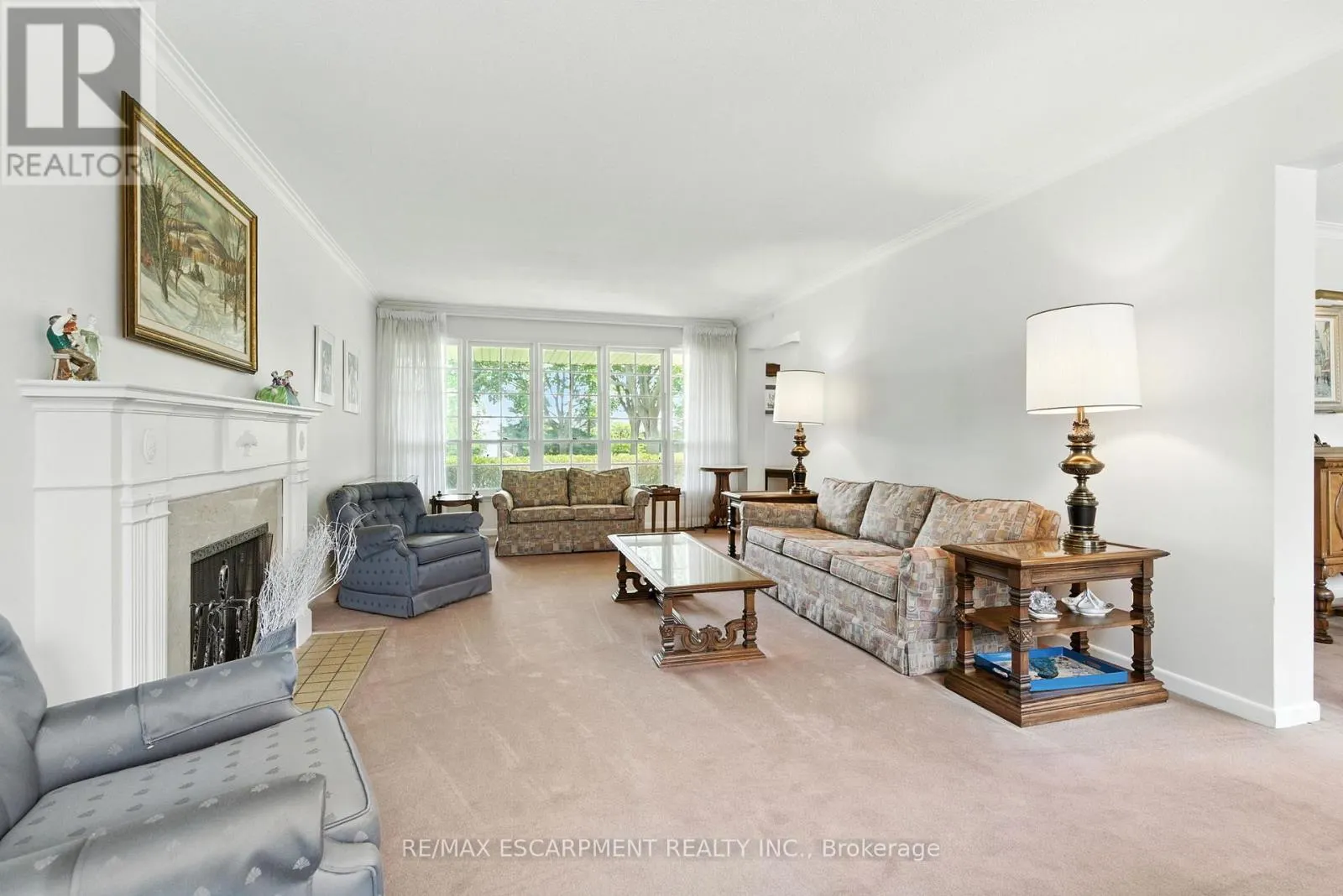 1401 CAPTAIN COURT