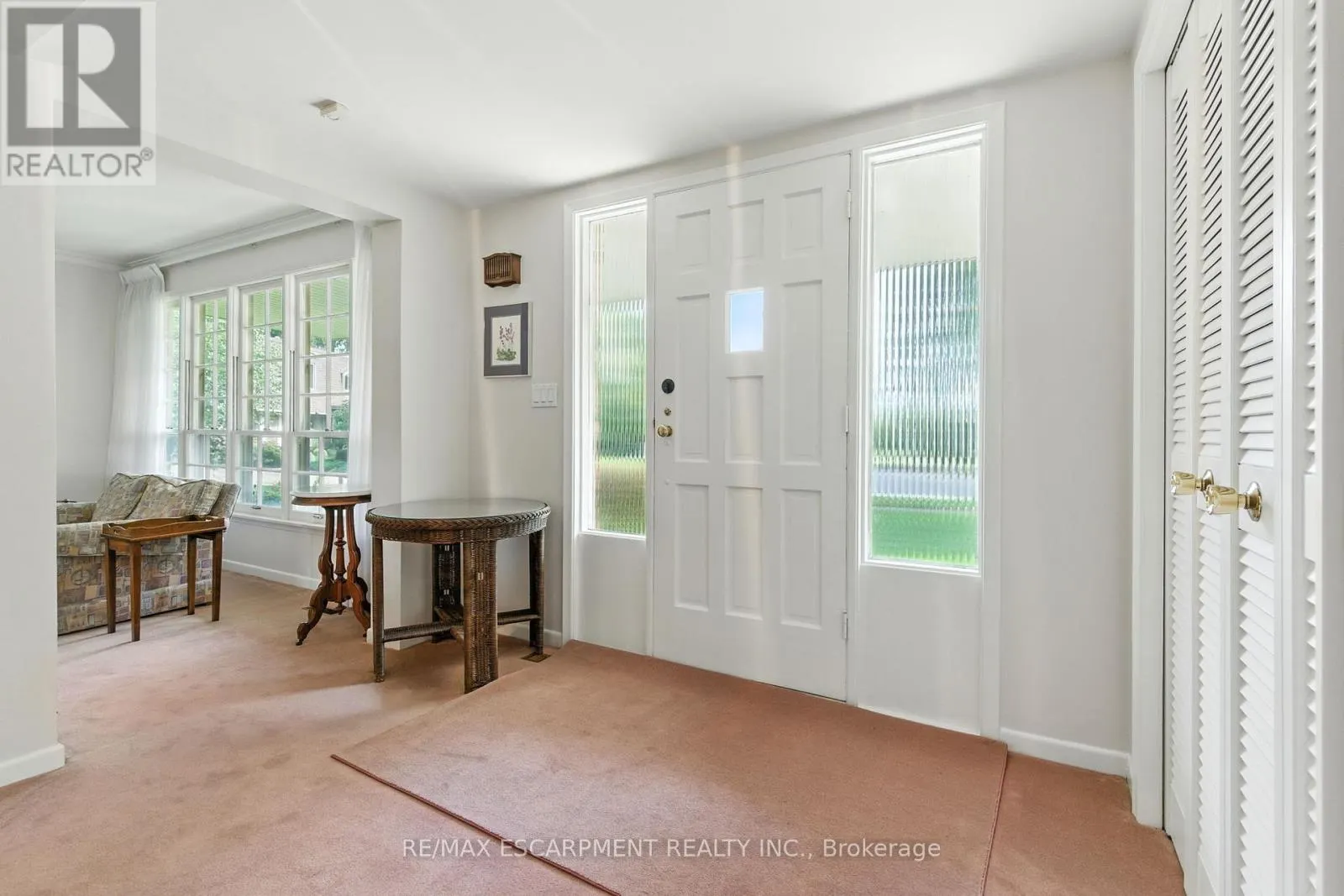 1401 CAPTAIN COURT