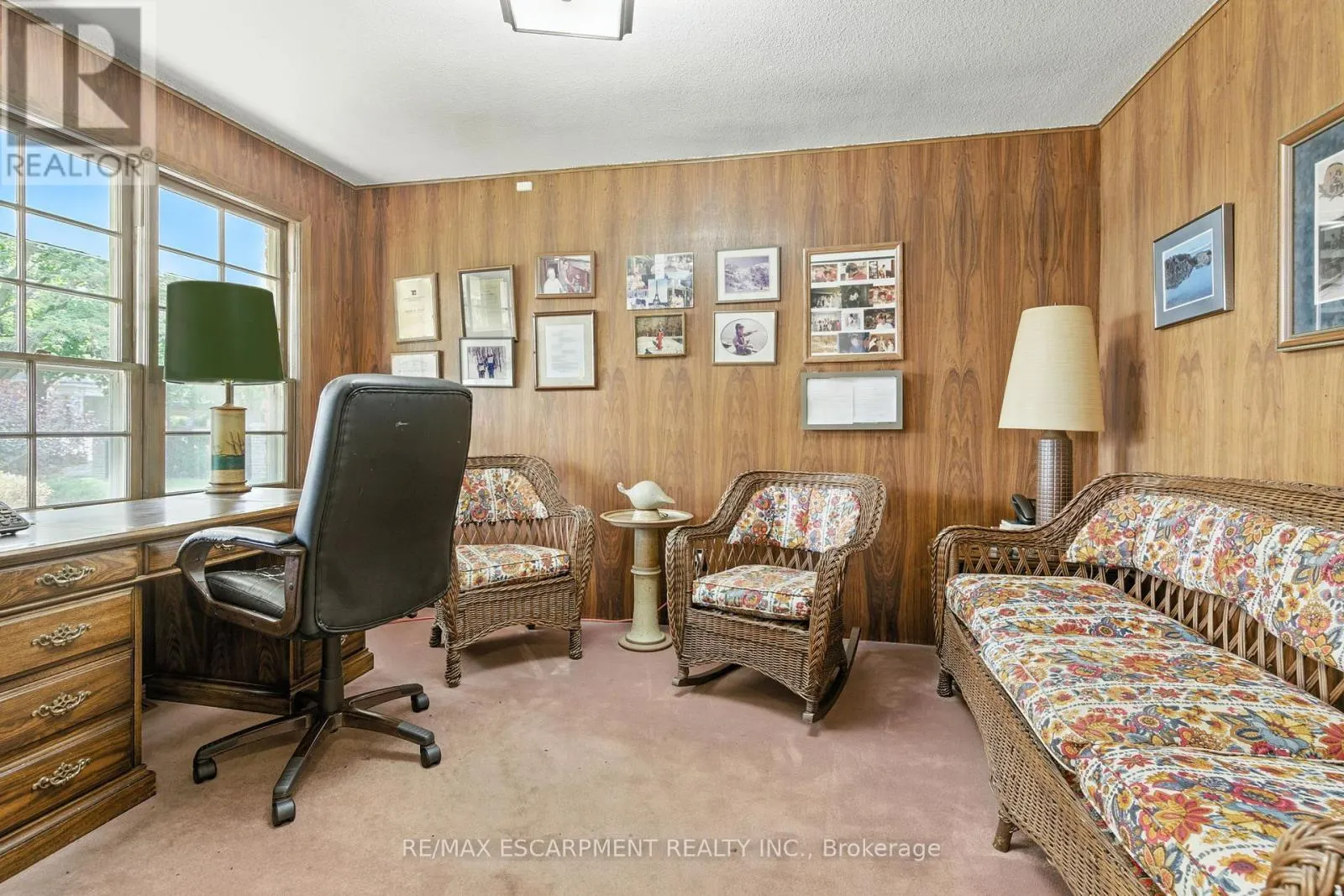 1401 CAPTAIN COURT