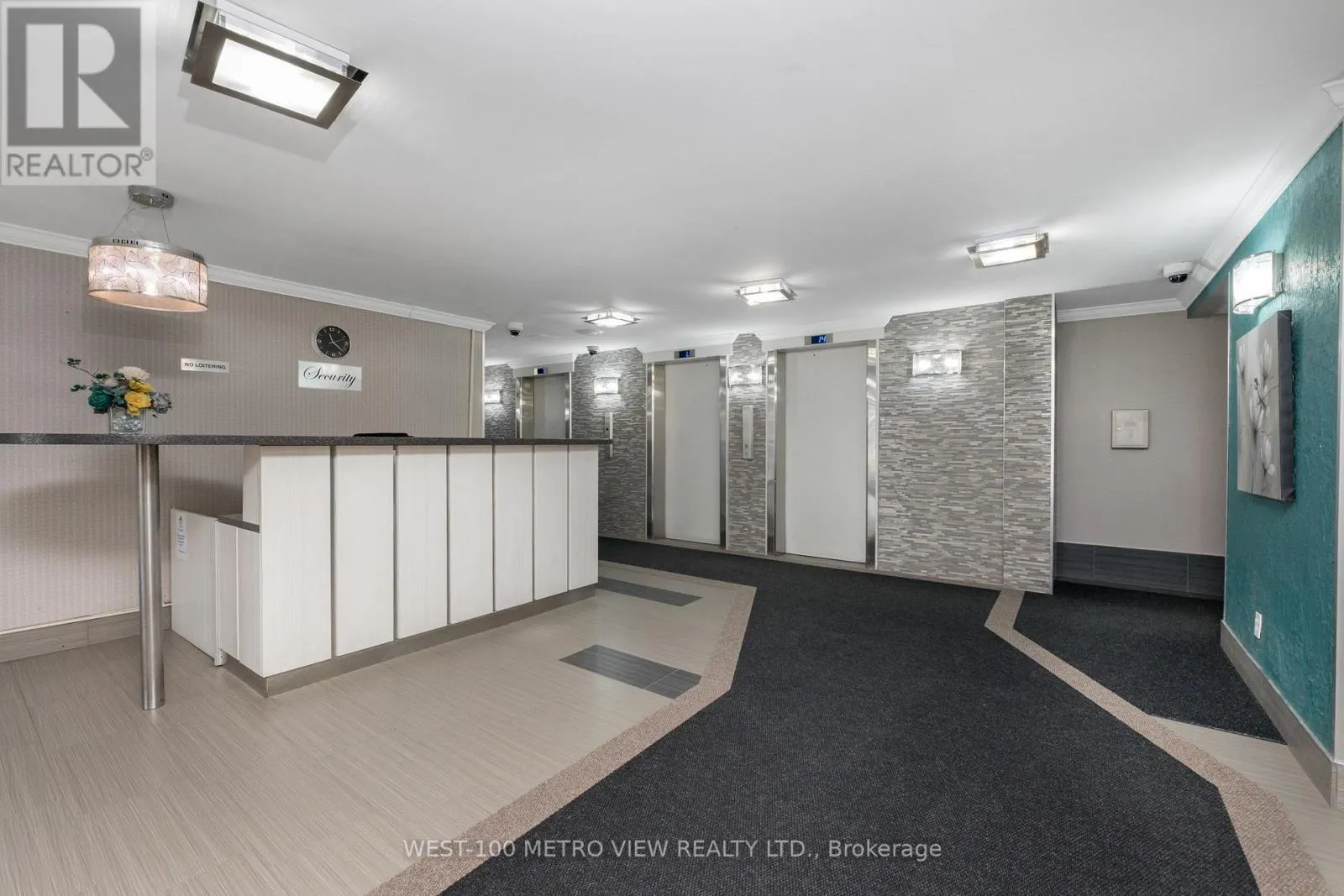 908 - 15 KENSINGTON ROAD
