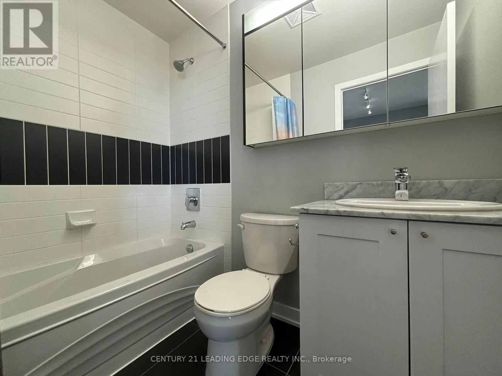 2902 - 4065 BRICKSTONE MEWS