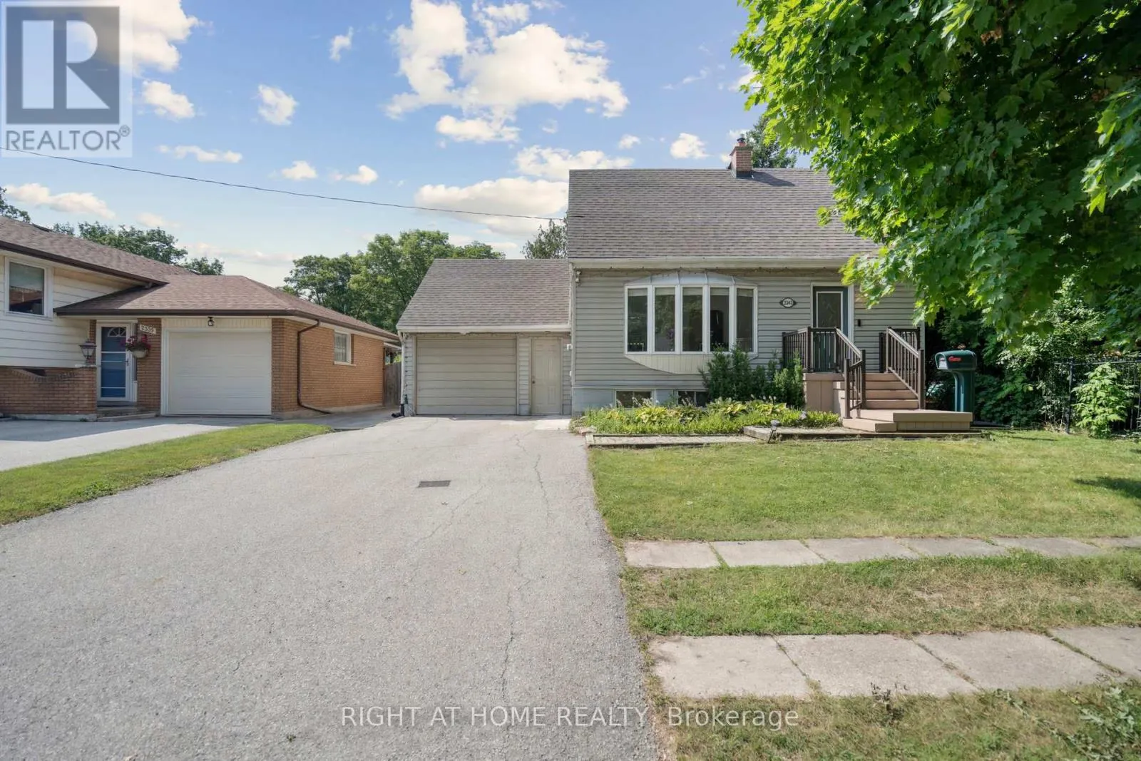 2343 MOUNTAINSIDE DRIVE