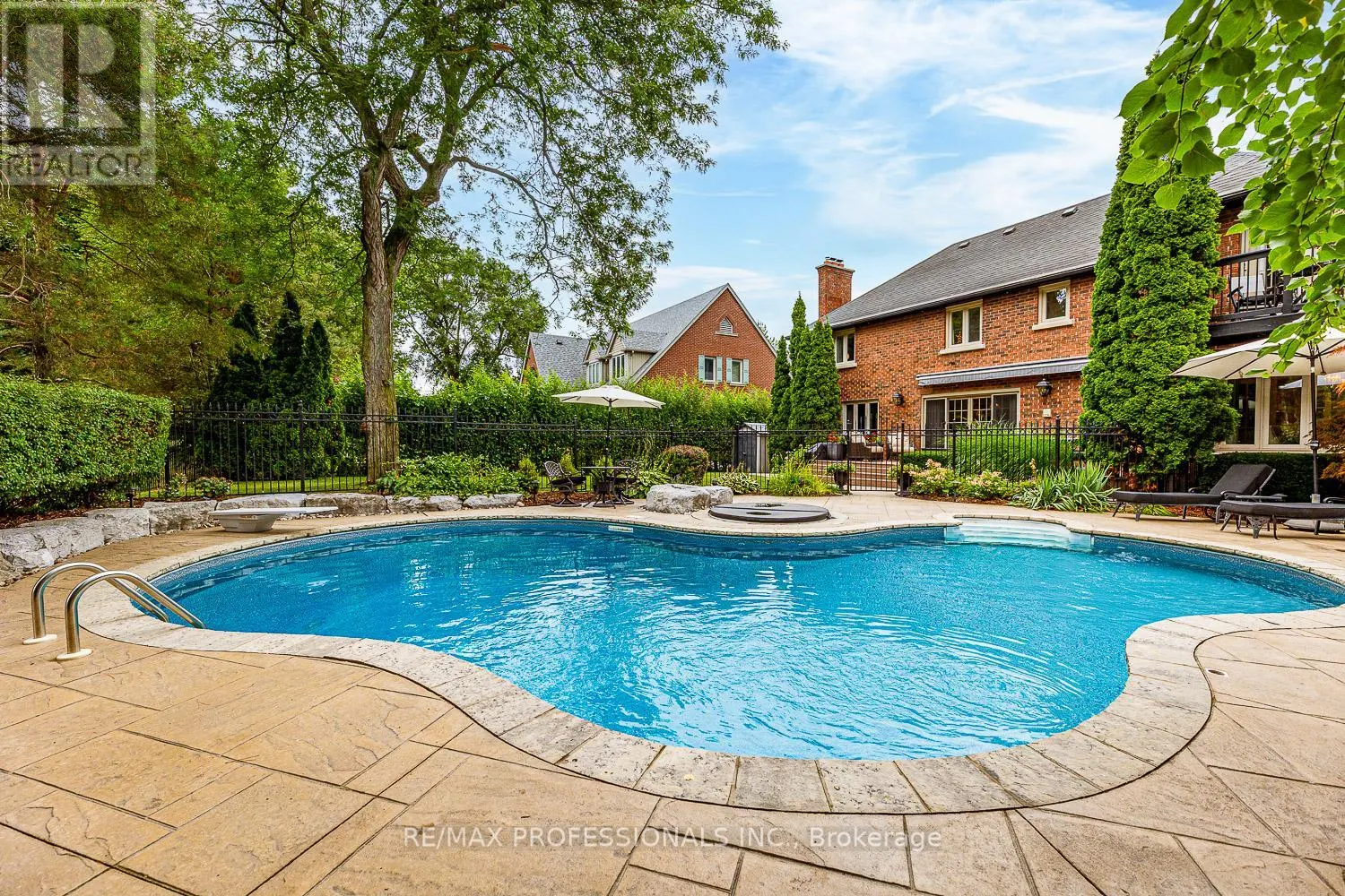 2446 HAMMOND ROAD