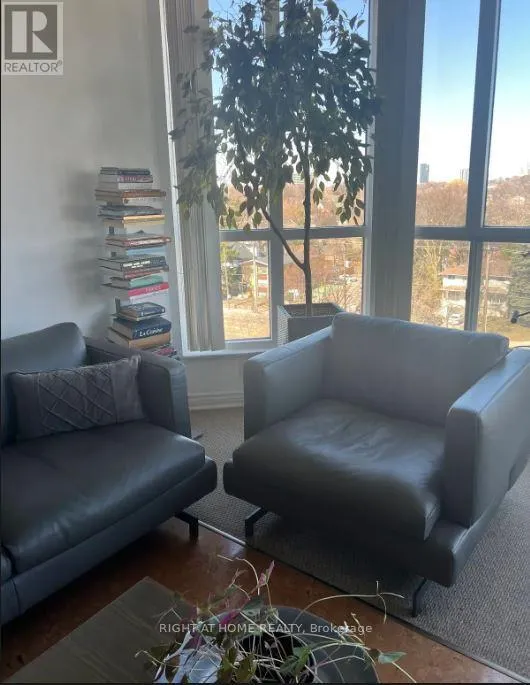 606 - 2285 LAKE SHORE BOULEVARD W
