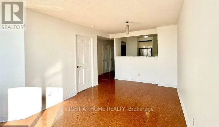 606 - 2285 LAKE SHORE BOULEVARD W