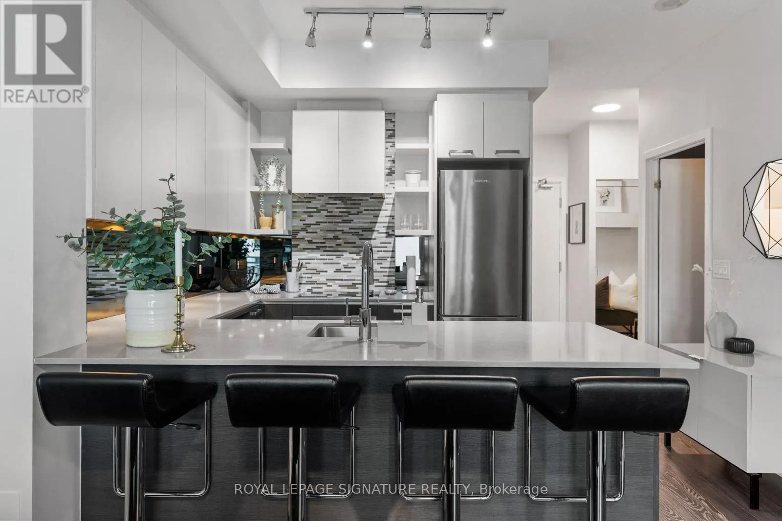 1219 - 1830 BLOOR STREET W