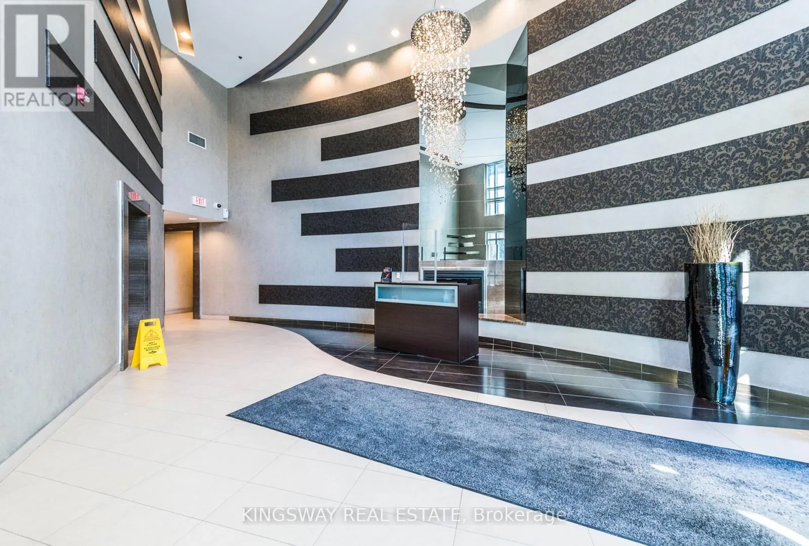 3404 - 80 ABSOLUTE AVENUE
