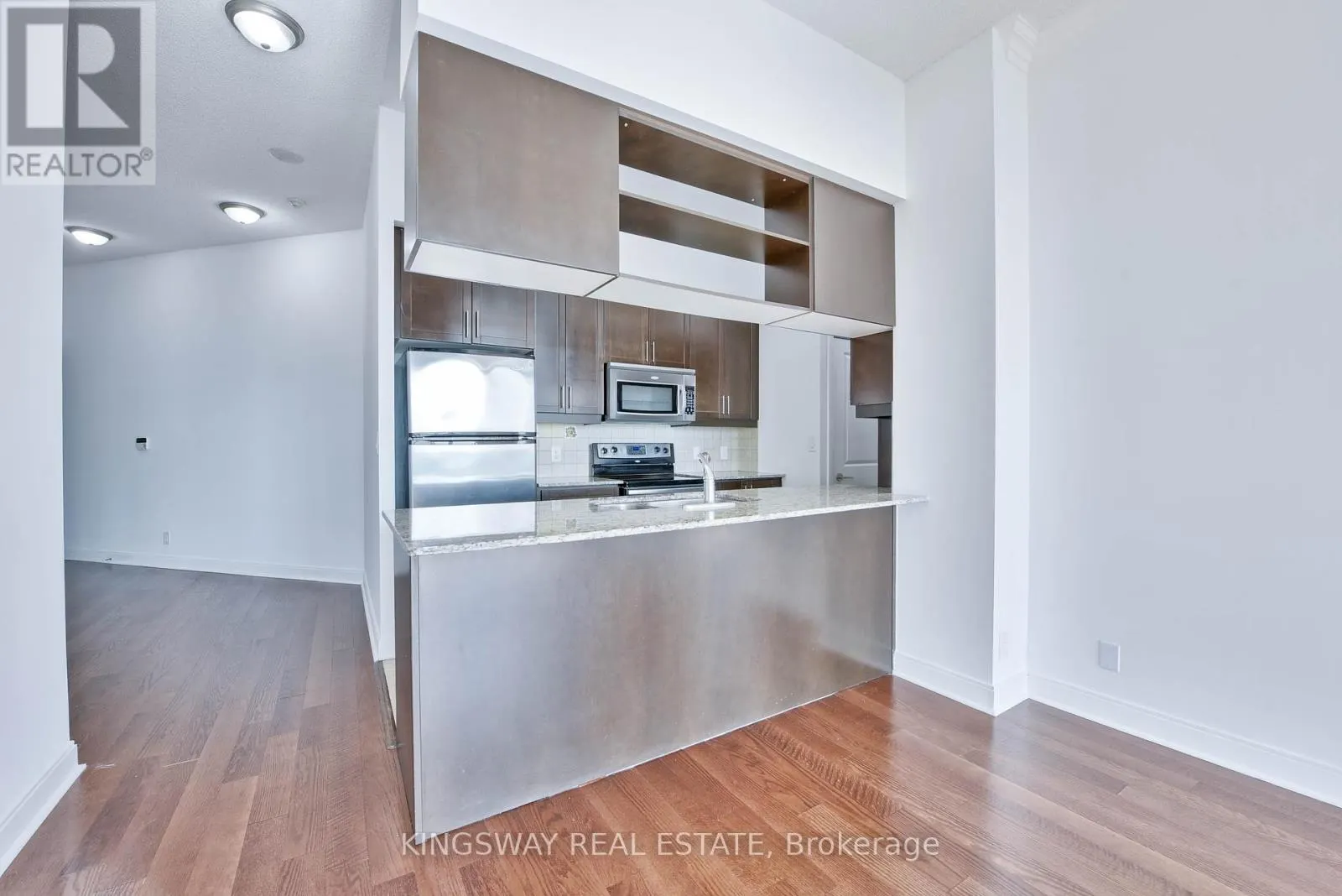 3404 - 80 ABSOLUTE AVENUE