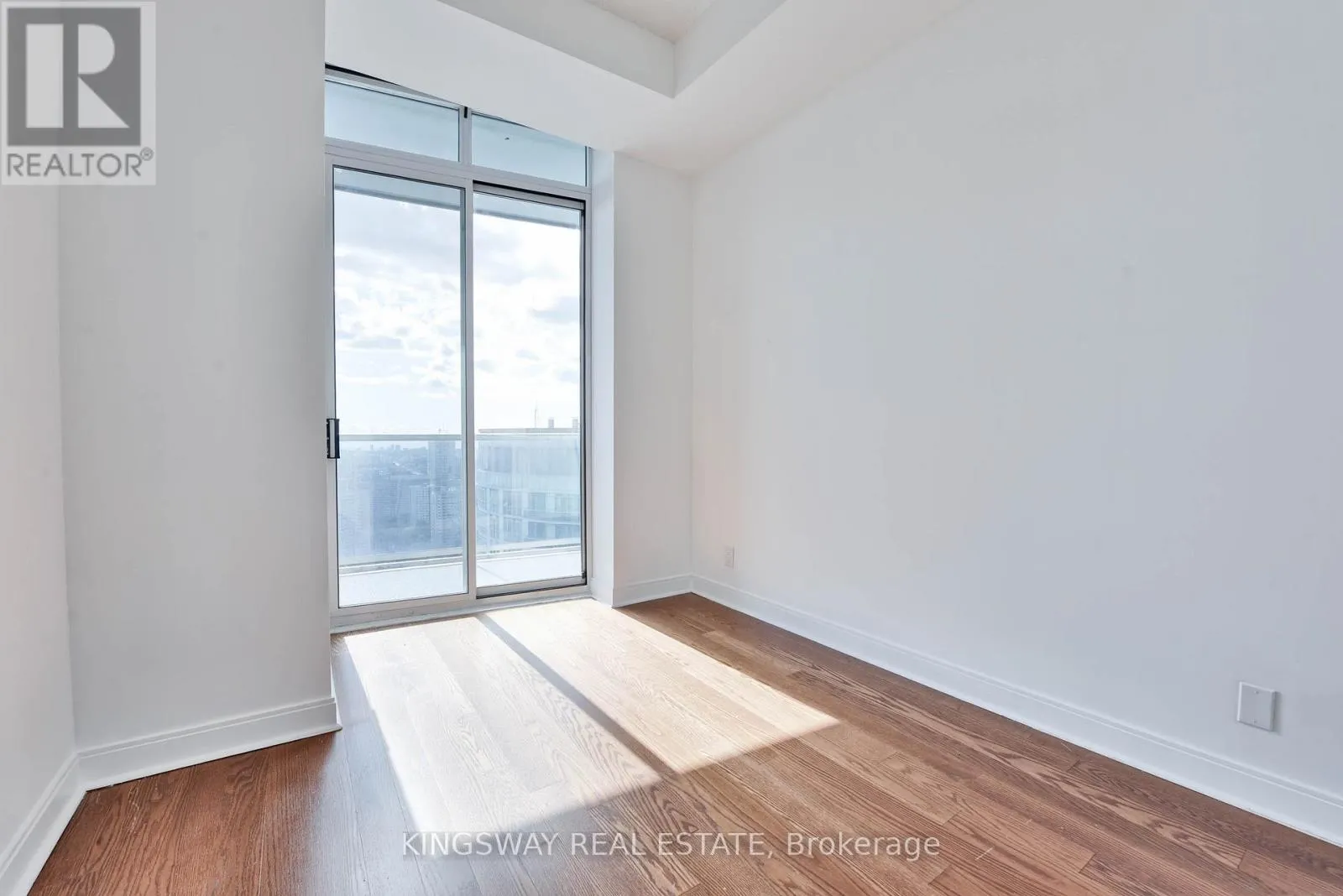 3404 - 80 ABSOLUTE AVENUE