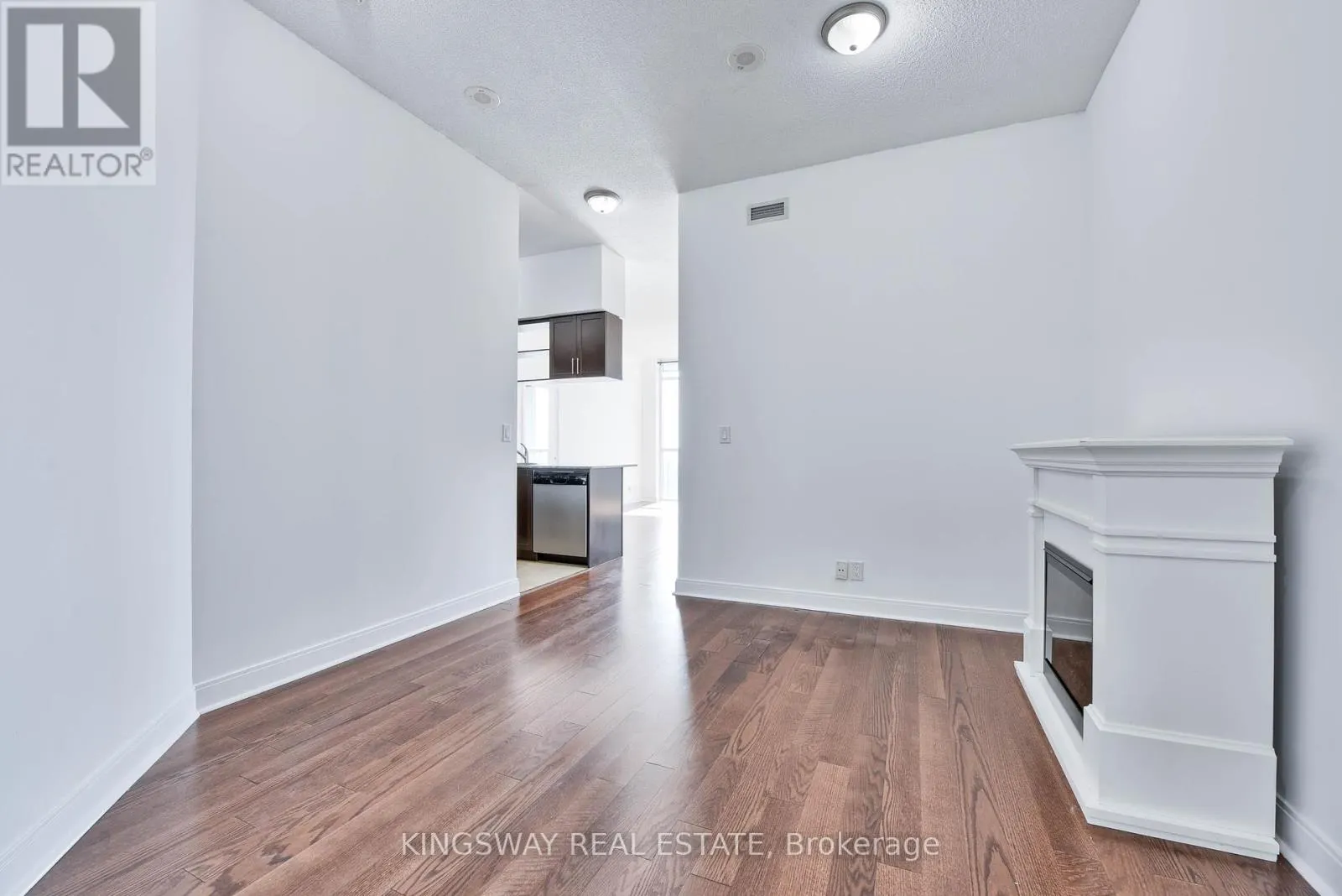 3404 - 80 ABSOLUTE AVENUE