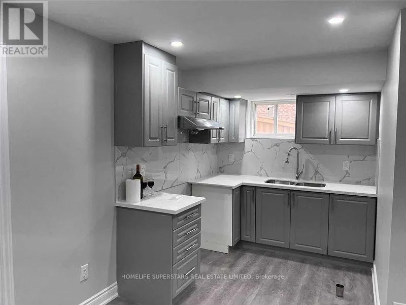 33 PROVOST TRAIL