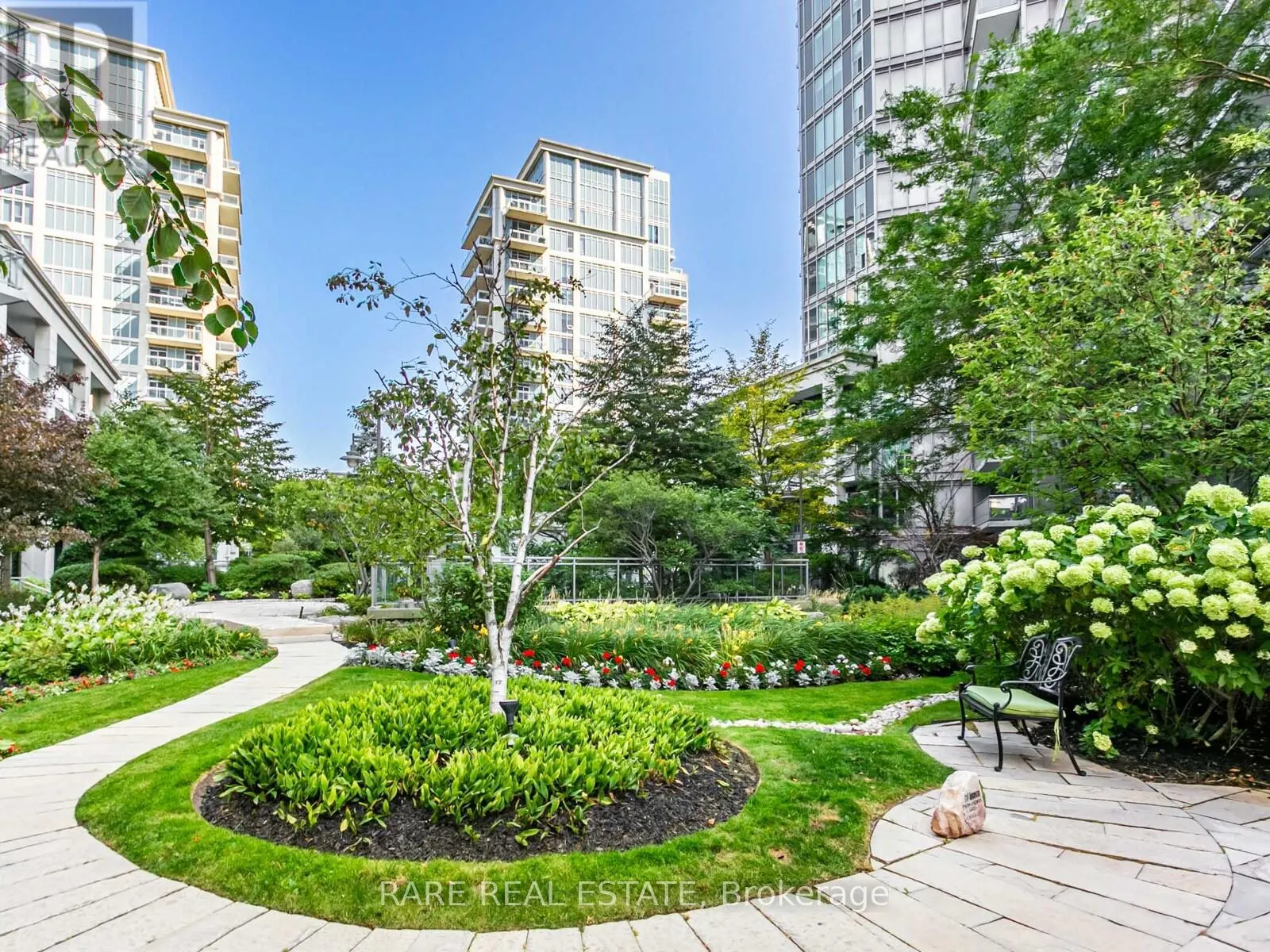 703 - 2119 LAKE SHORE BOULEVARD W