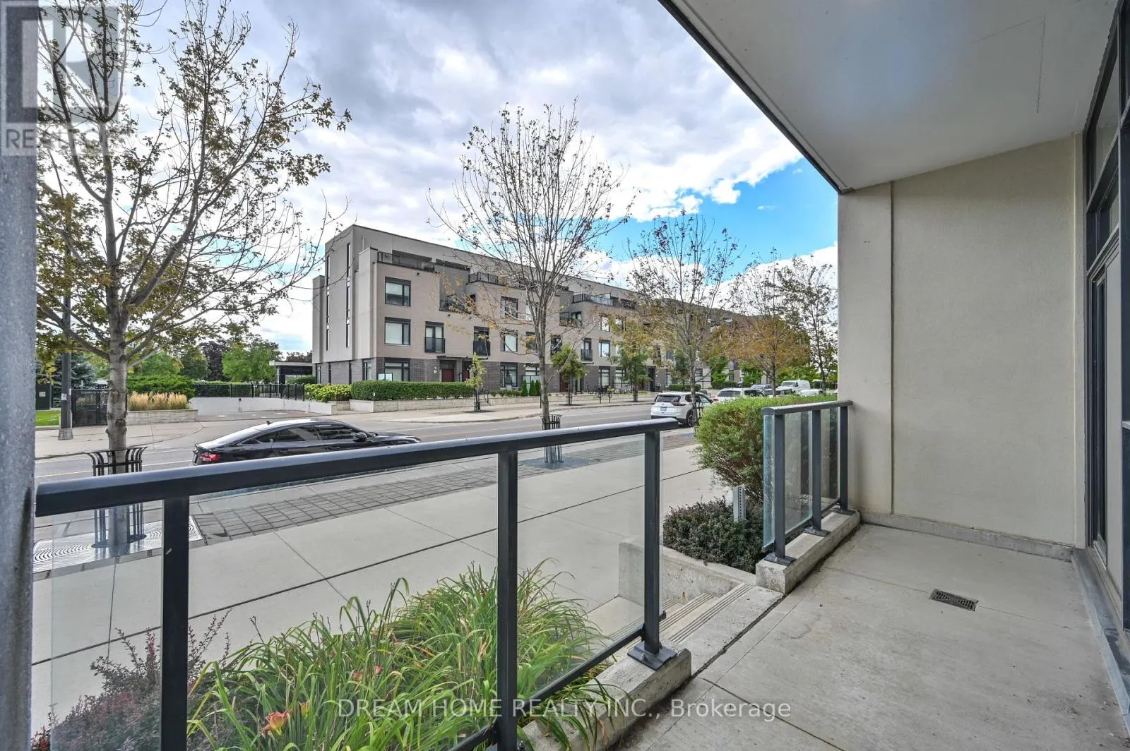 TH8 - 4055 PARKSIDE VILLAGE DRIVE