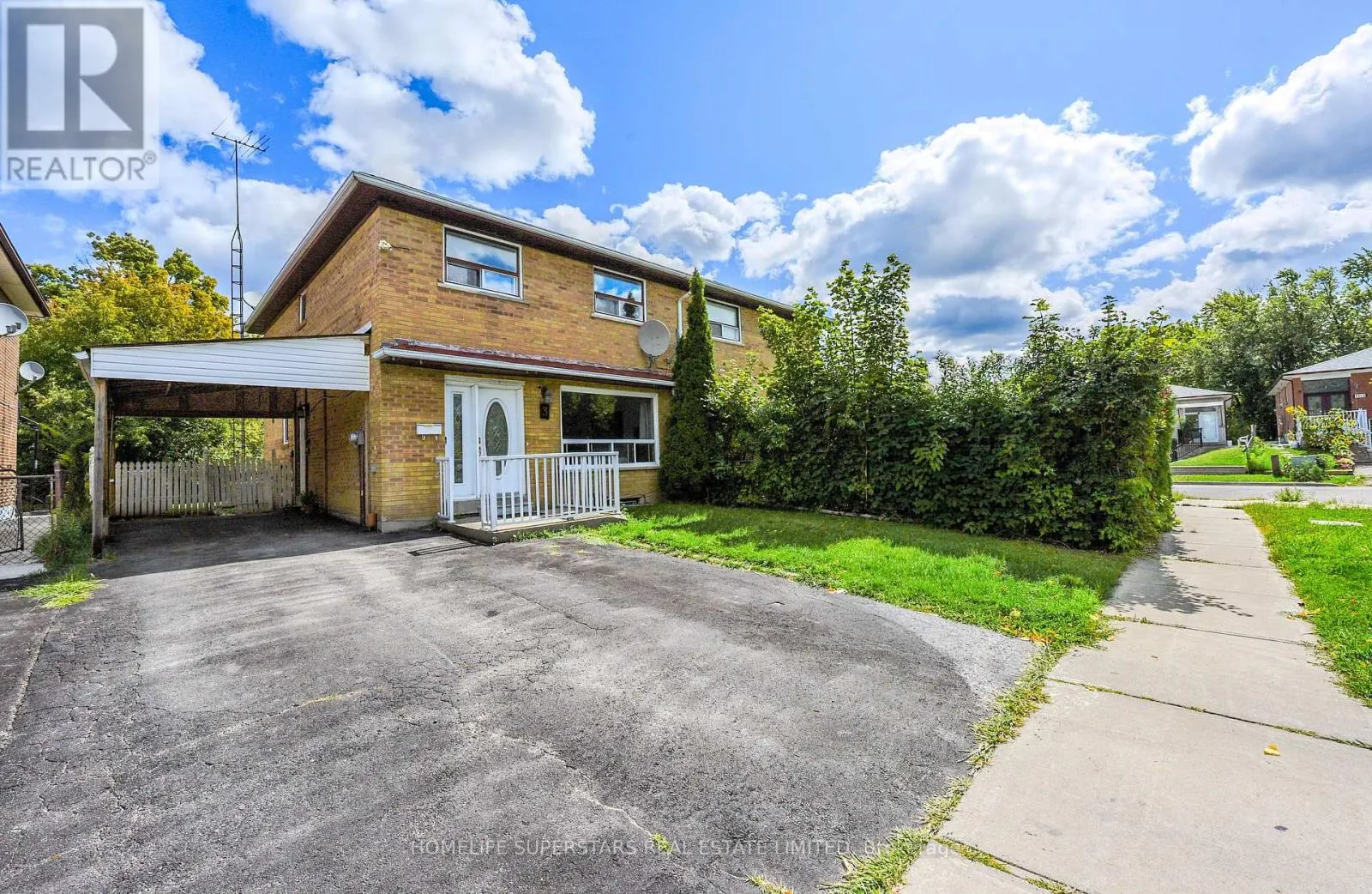 3 LIGHTWOOD DRIVE