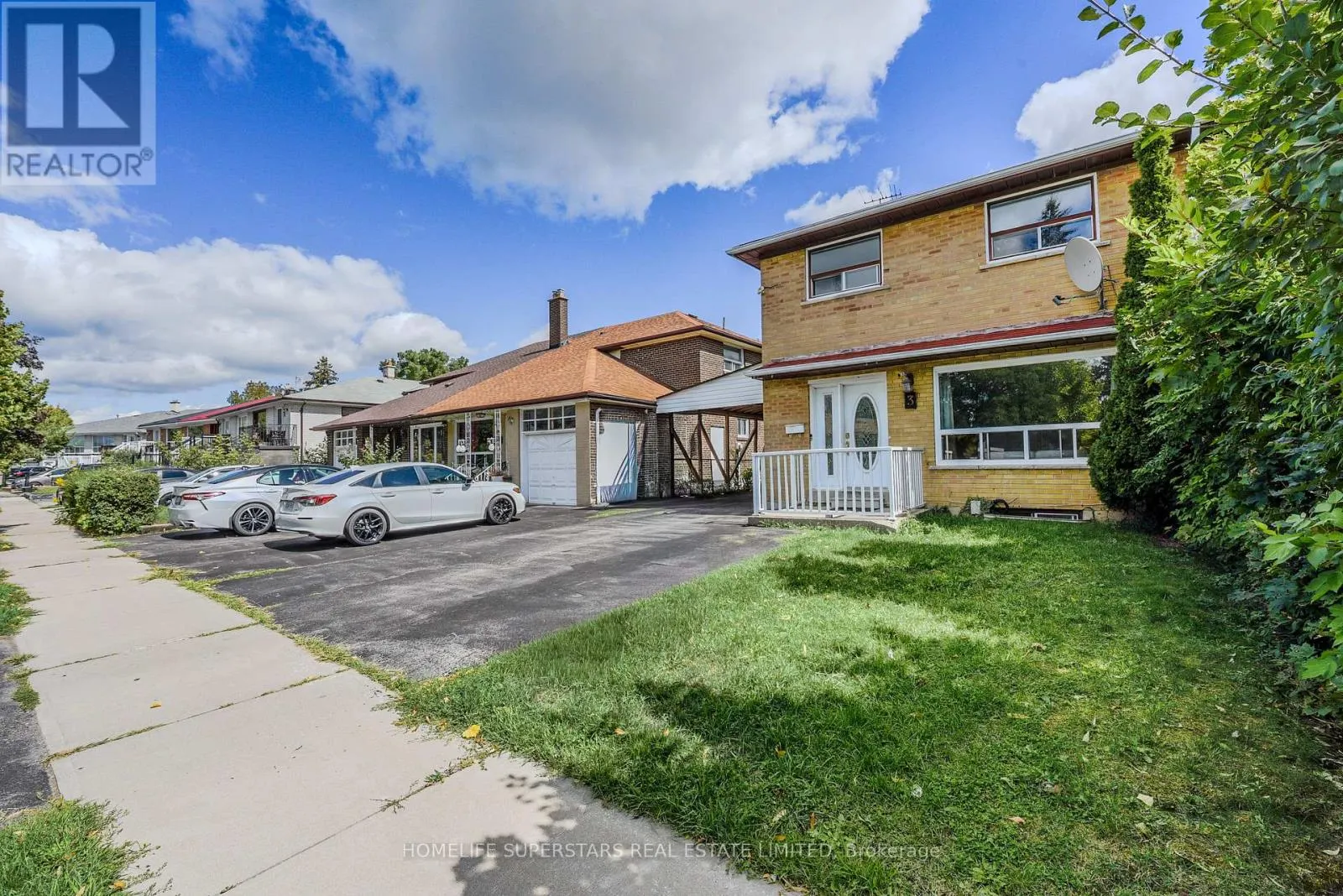 3 LIGHTWOOD DRIVE