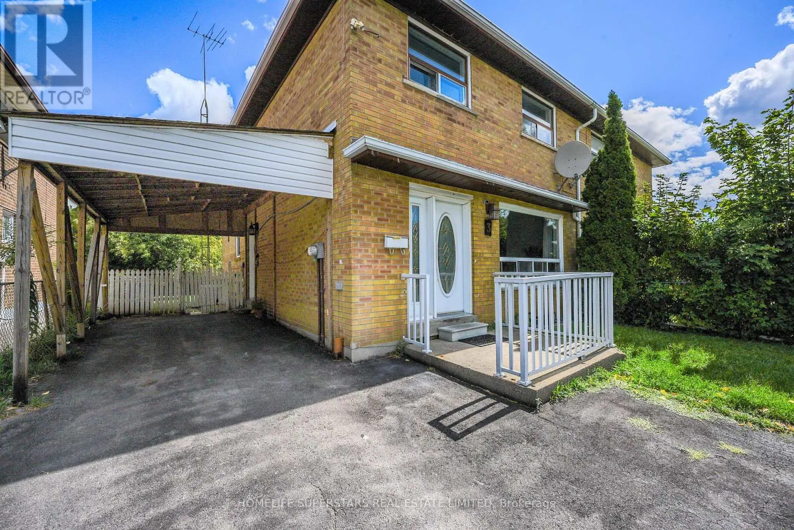 3 LIGHTWOOD DRIVE