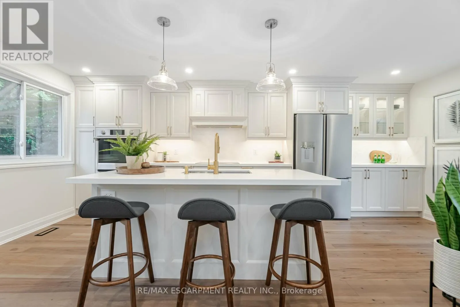 3150 BENTWORTH DRIVE