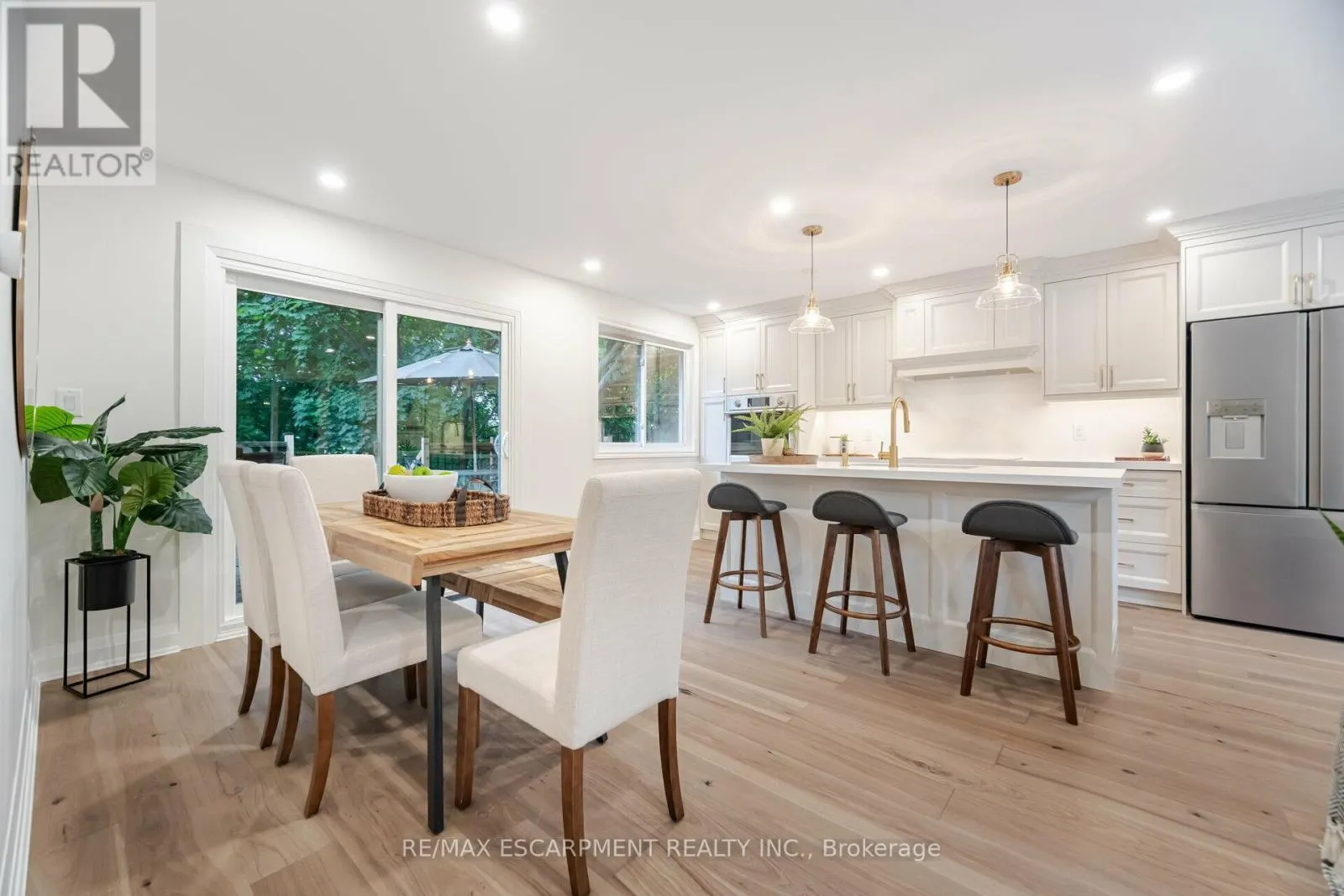 3150 BENTWORTH DRIVE